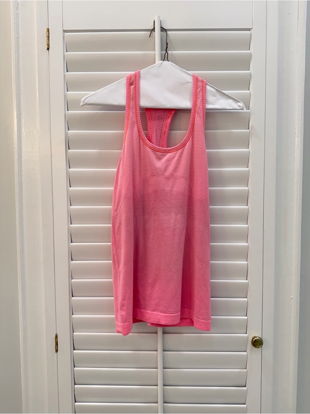 Lululemon Swiftly Tech Tank Size 6 Pink Racerback
